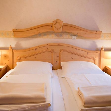 Hotel Garni Promenade Weißenhorn Cameră foto